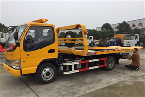 滨江区哪里有拖车服务